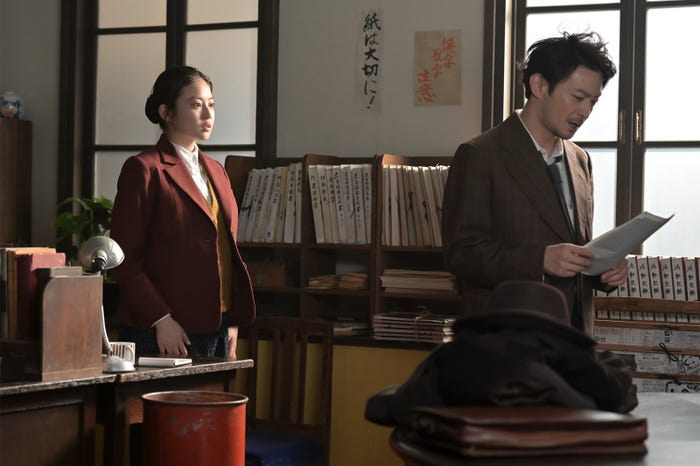 今田美桜、津田健次郎「あんぱん」第66話(C)NHK