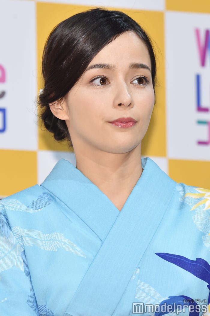 加藤ローサ (C)モデルプレス