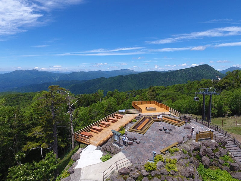 標高2 000mの絶景を一望 群馬 丸沼高原の 展望テラス カフェ が気になる 女子旅プレス