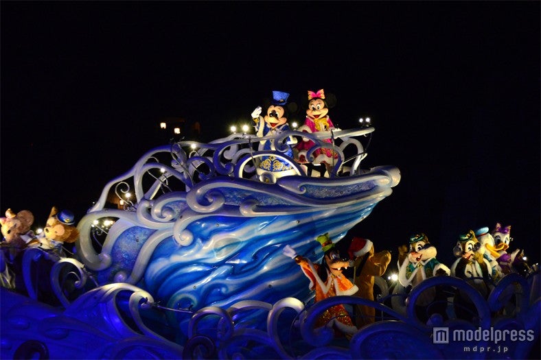 東京ディズニーシー「カラー・オブ・クリスマス」