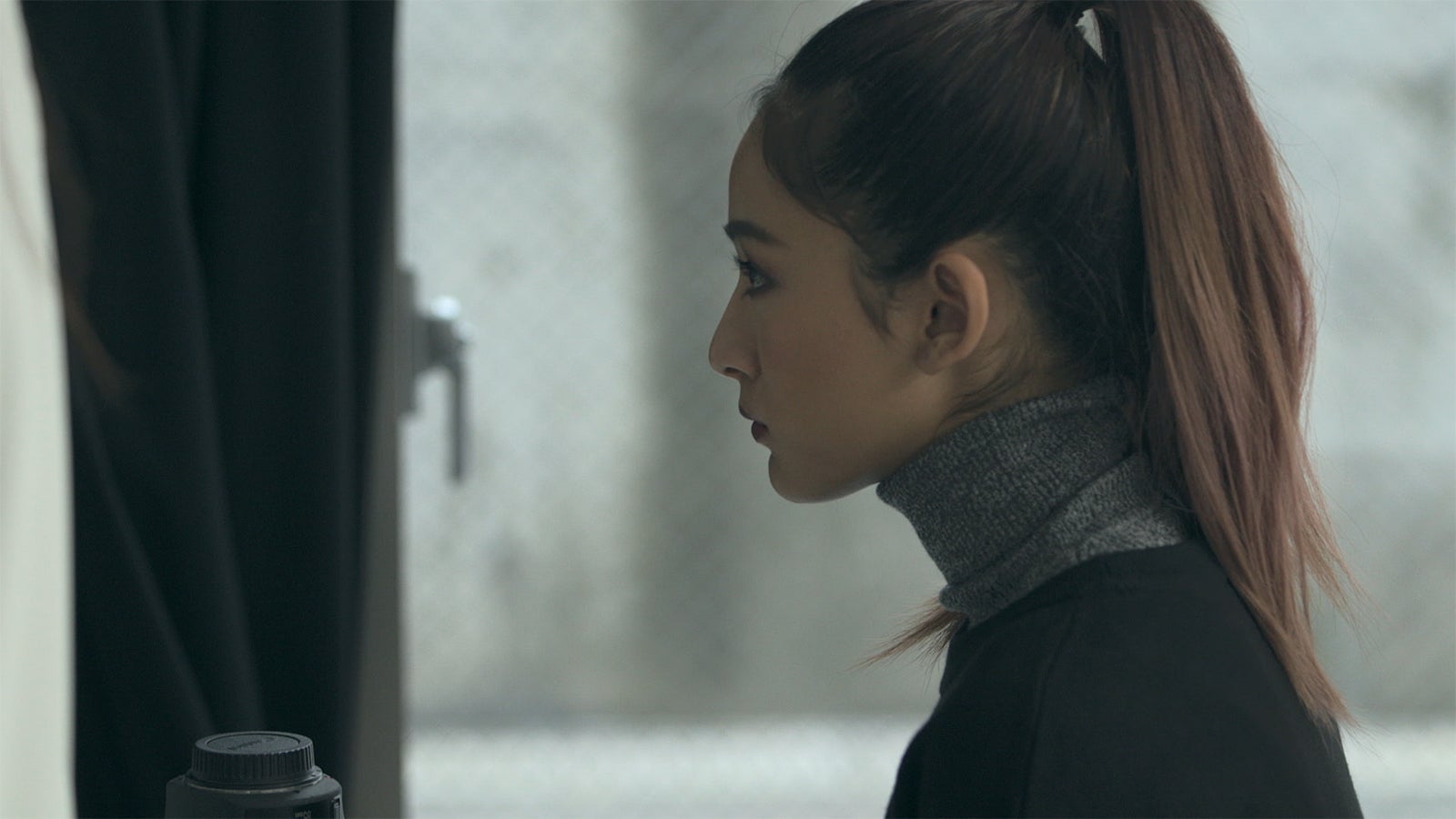 りさこの撮影を見学しに来たまや「TERRACE HOUSE OPENING NEW DOORS」44th WEEK（C）フジテレビ／イースト・エンタテインメント