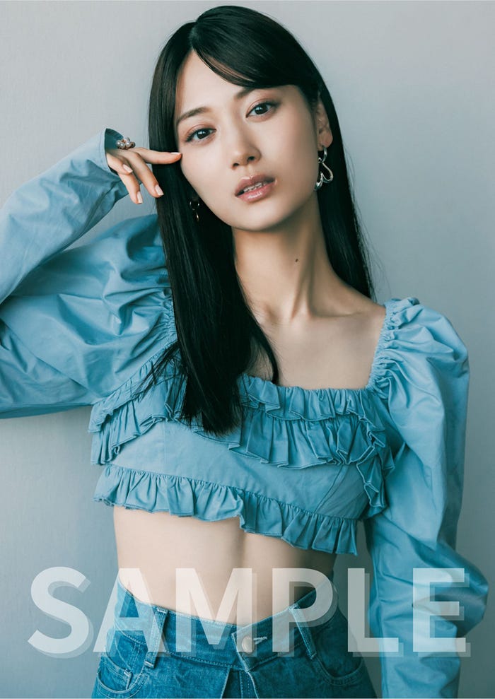 山下美月(画像提供:小学館)