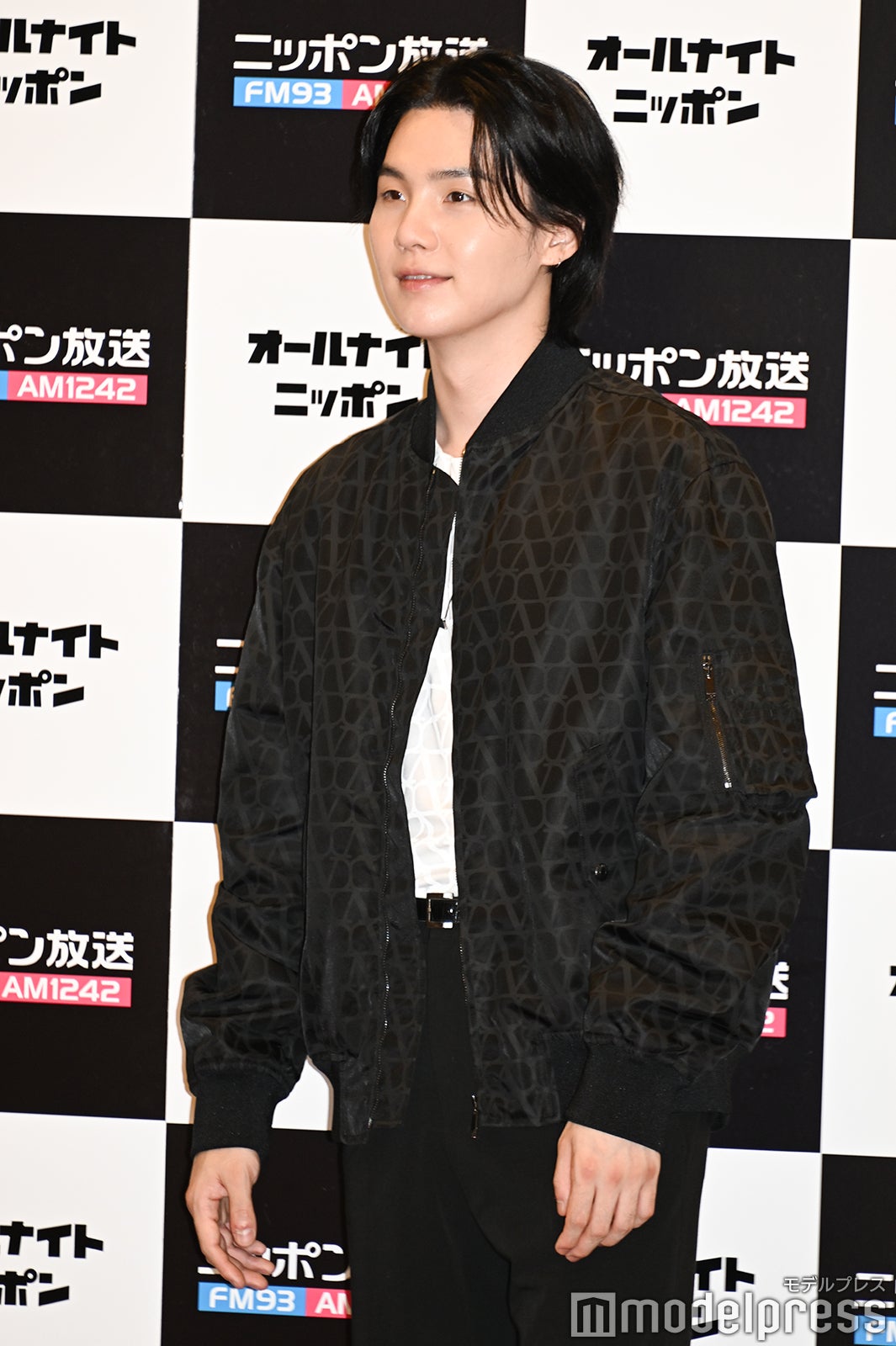 SUGA（C）モデルプレス