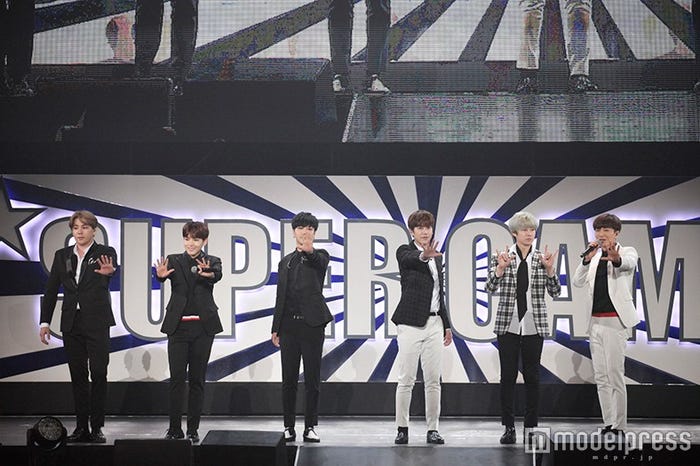 SUPER JUNIOR(左から)カンイン、リョウク、イェソン、キュヒョン、ヒチョル、イトゥク