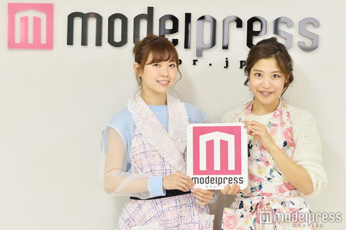 (左から)ayumiさん、渡辺美優紀(C)モデルプレス