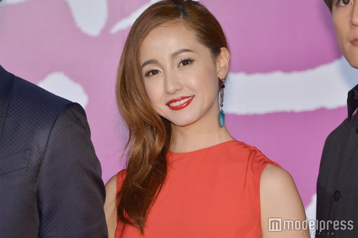 沢尻エリカ 女優人生の 転機と騒動 を赤裸々に語る モデルプレス