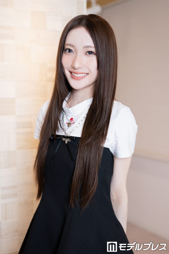 (C)モデルプレス