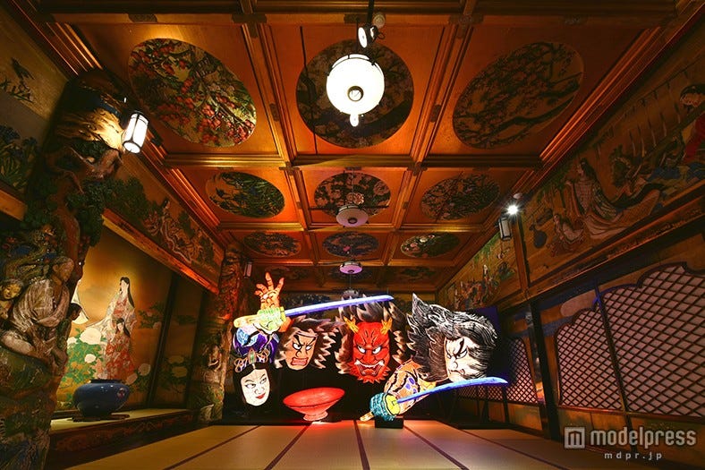 夏の和イルミが初開催 祭りのあかりが文化財を鮮やかに彩る