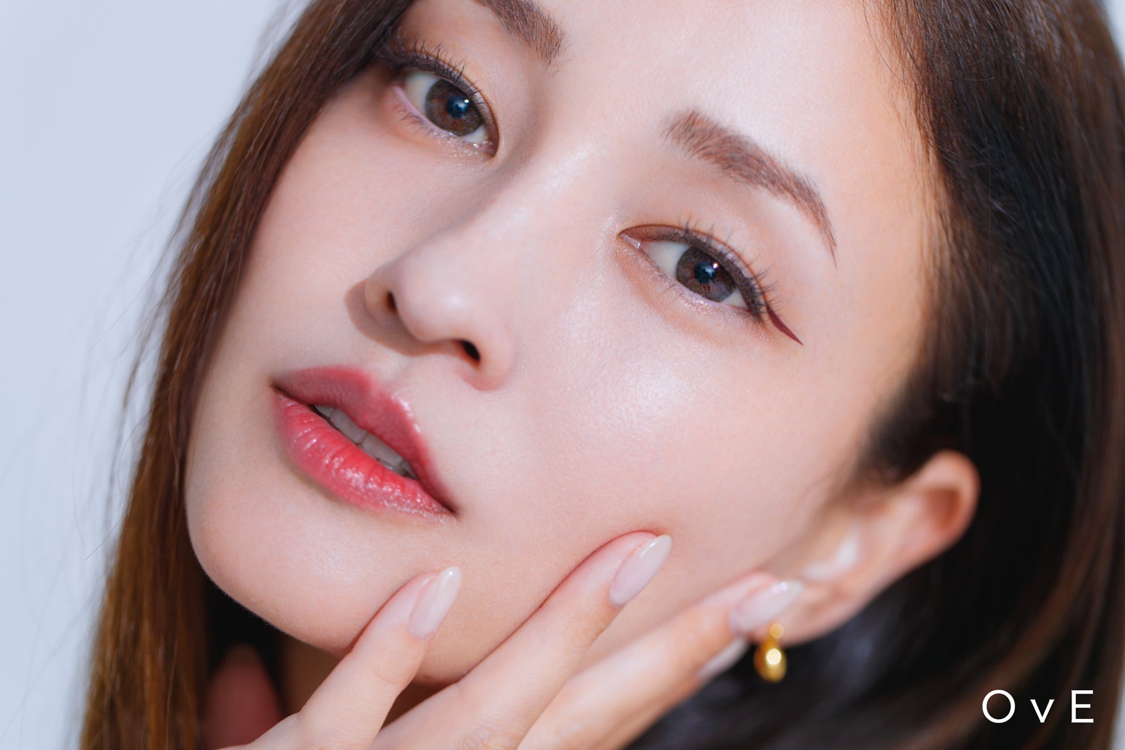 黒木メイサ（OvE 7装着）