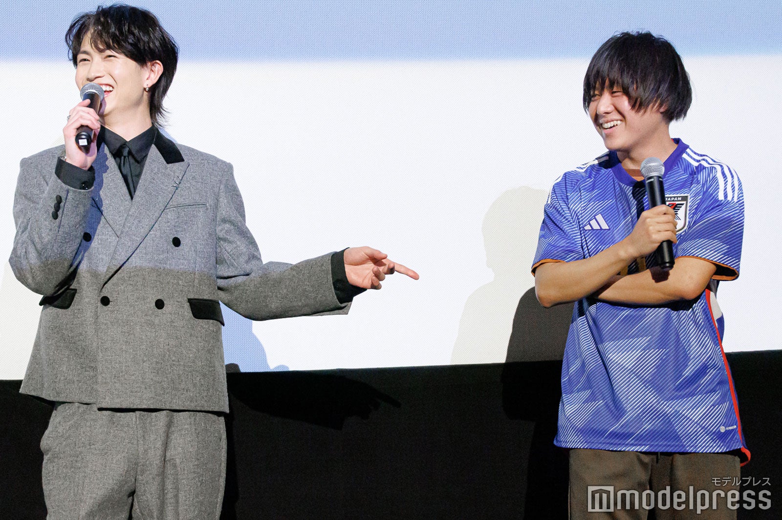 綱啓永、木村聡志監督（C）モデルプレス