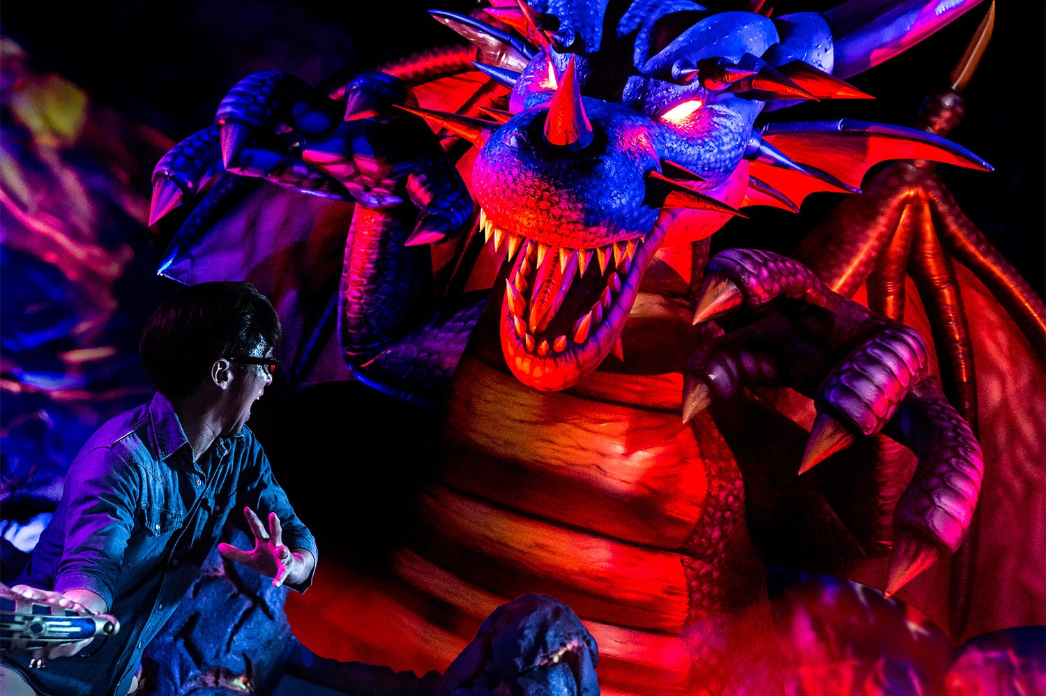 USJ「ドラゴンクエスト・ザ・リアル」ドラクエファンで連日盛況!パーク限定グッズはゲットした?