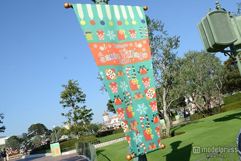 パーク内に飾られるタペストリー