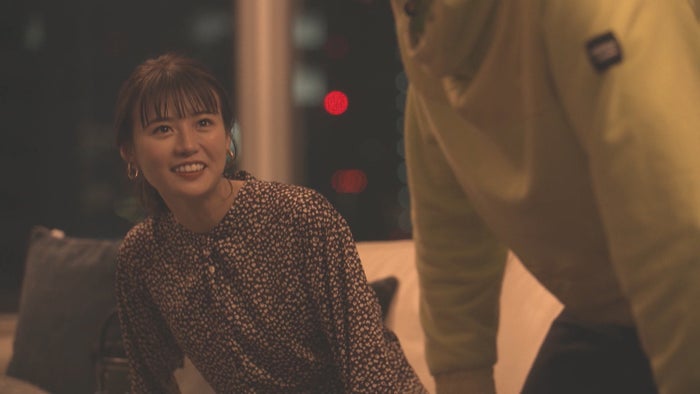 井口綾子「ダブルベッド」(C)TBS