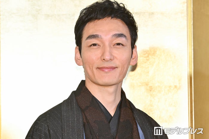草なぎ剛「ブギウギ」アドリブ連発で台詞8行カット「趣里ちゃんが笑ってくれないかなと」