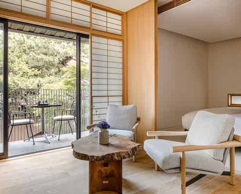 京都に隠れ家ホテル「THE SHINMONZEN」バルコニー付きスイート客室＆ゲスト専用の川沿いラウンジ