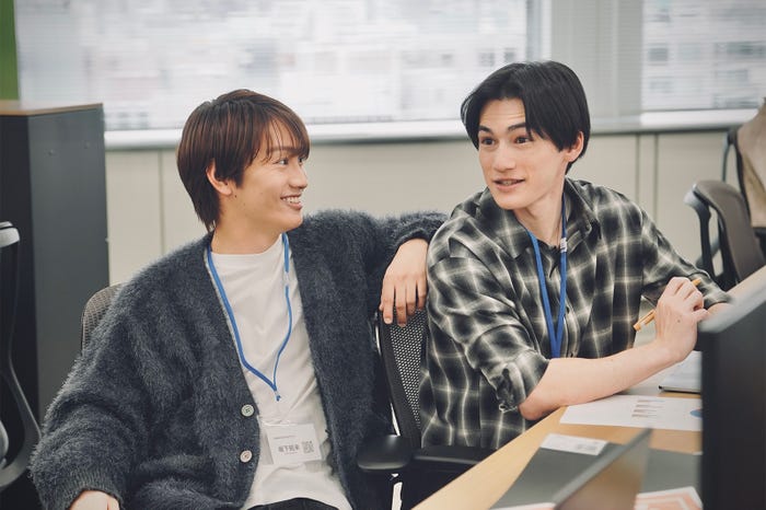 (左)藤原丈一郎「僕のあざとい元カノ from あざとくて何が悪いの?」第4話(C)テレビ朝日