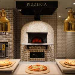 一枚一枚焼き上げる本格ピザ窯/画像提供:あさやホテル