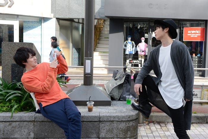 林遣都、田中圭/「おっさんずラブ」第5話より(C)テレビ朝日