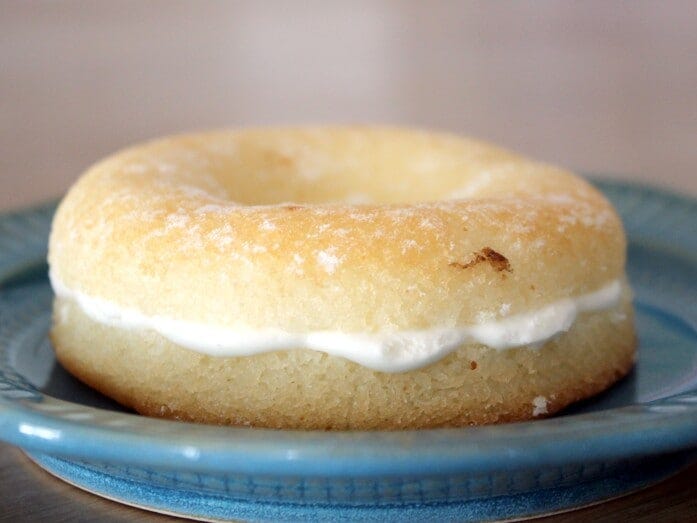 フィナンシェ生地はしっとり、みっちりとした食感