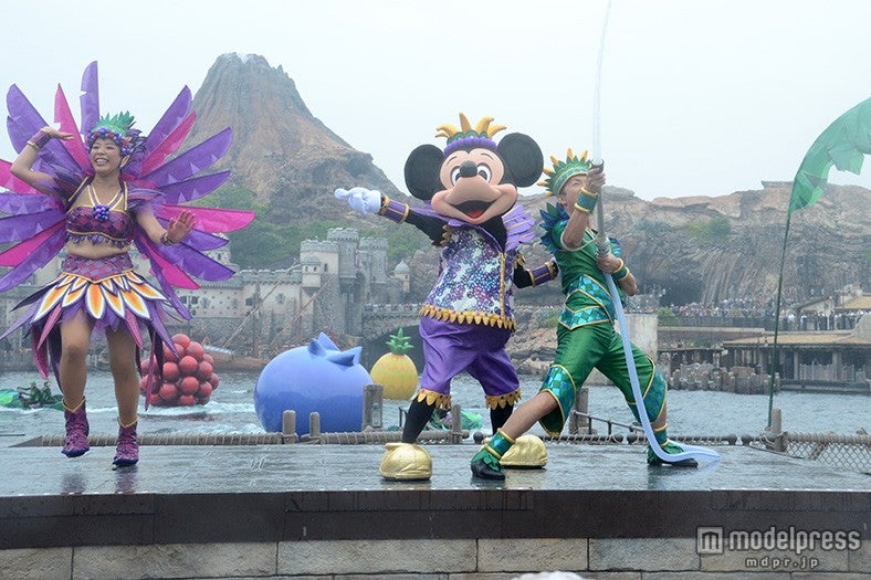 大量の水を放水