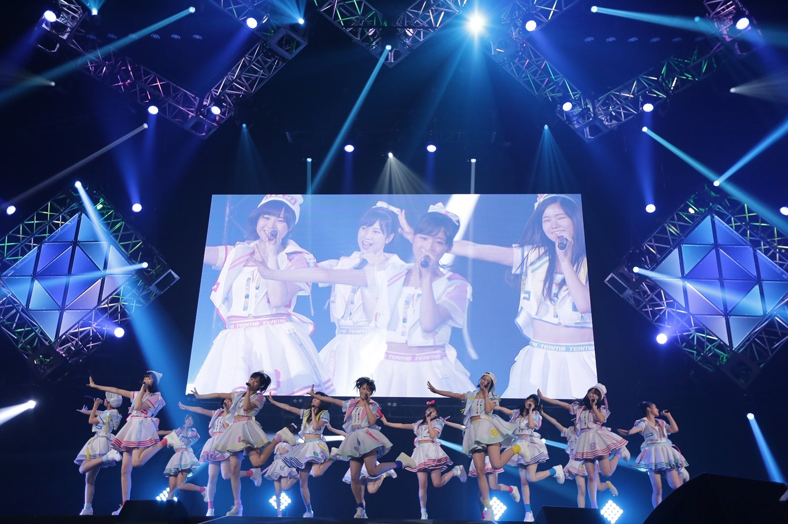 AKB48Team8 （C）BS スカパー ！「フルコーラス」 