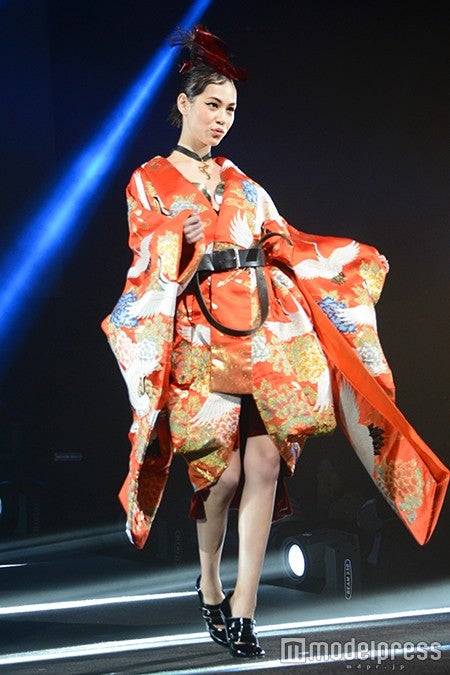 水原希子 ローラが 唯一のお友達 プライベート交流 素顔明かす モデルプレス 水原希子 ローラが 唯一のお友達 プライベート交流 素顔明かす モデルプレス