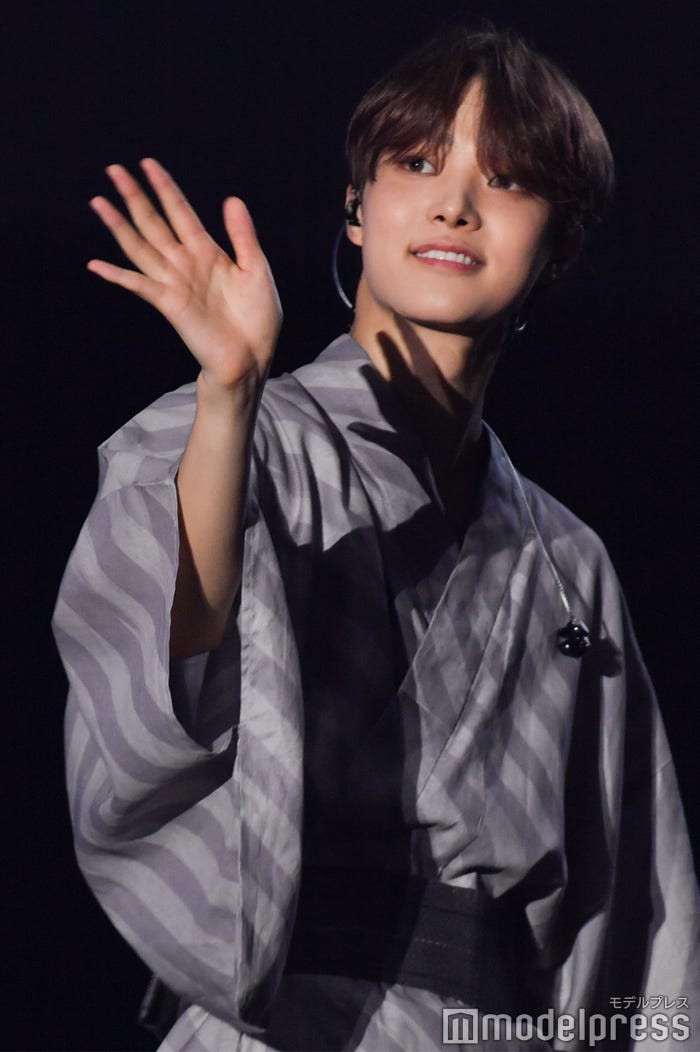 果物でみかんが1番好きなEJ(C)モデルプレス