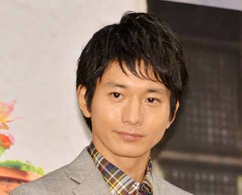 向井理、片桐はいりの熱烈アプローチを受ける