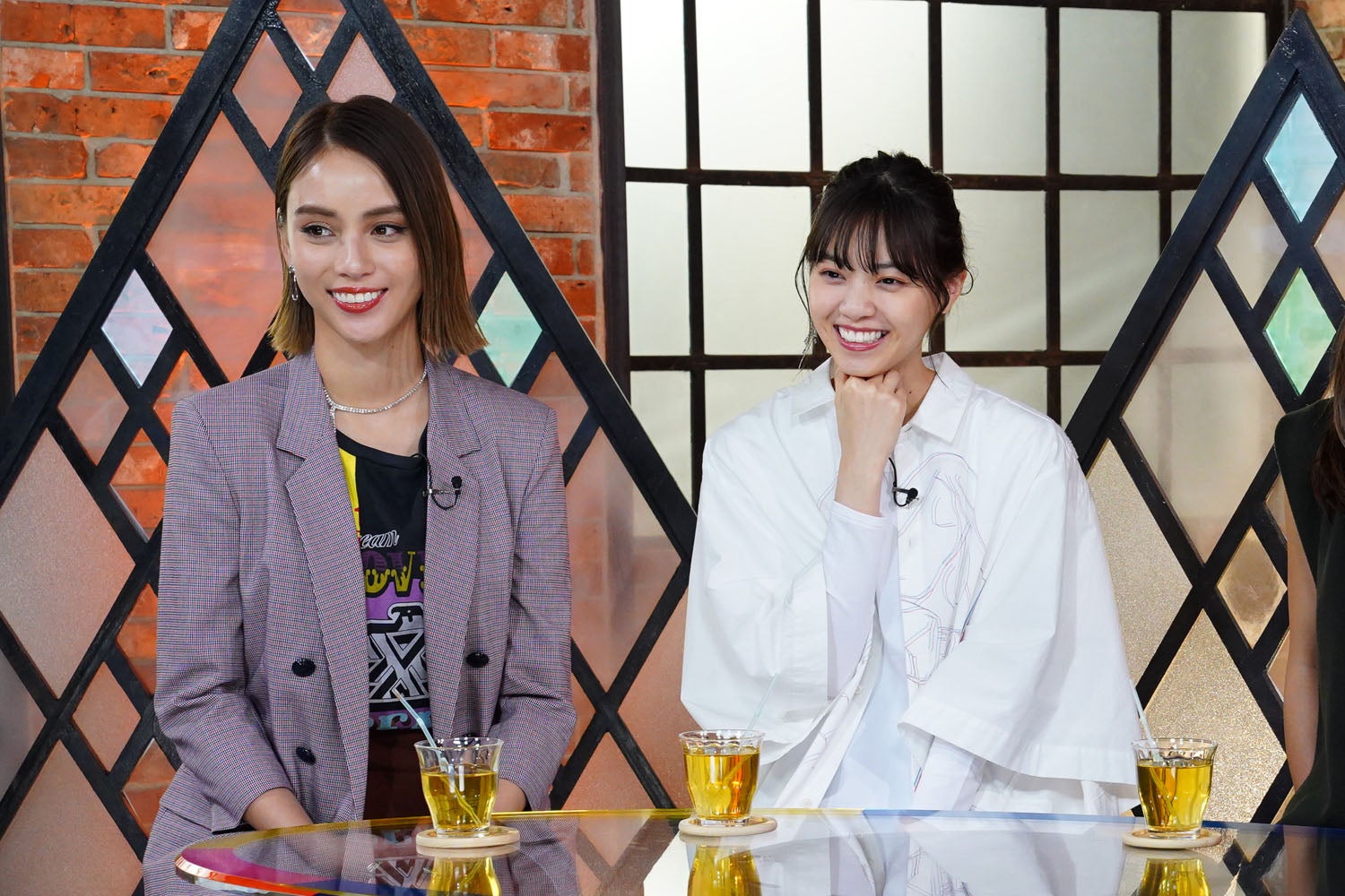 滝沢カレン、西野七瀬（写真提供：カンテレ）