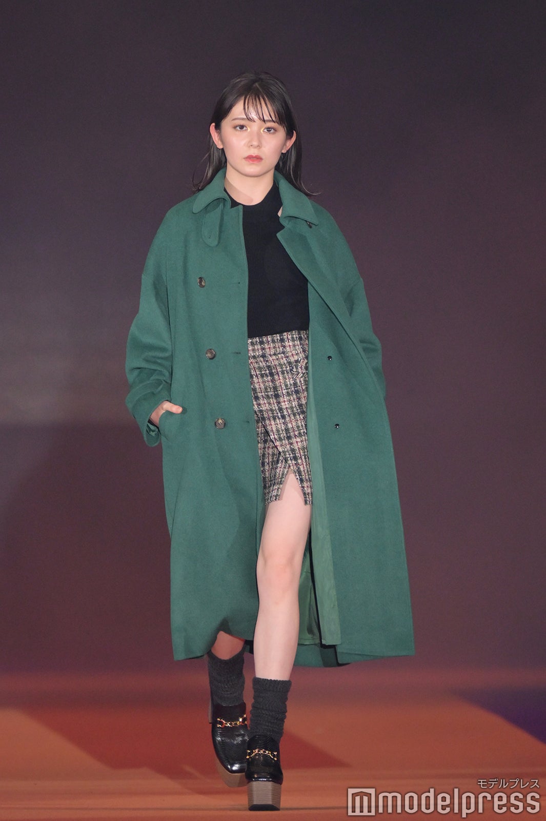 （C）モデルプレス