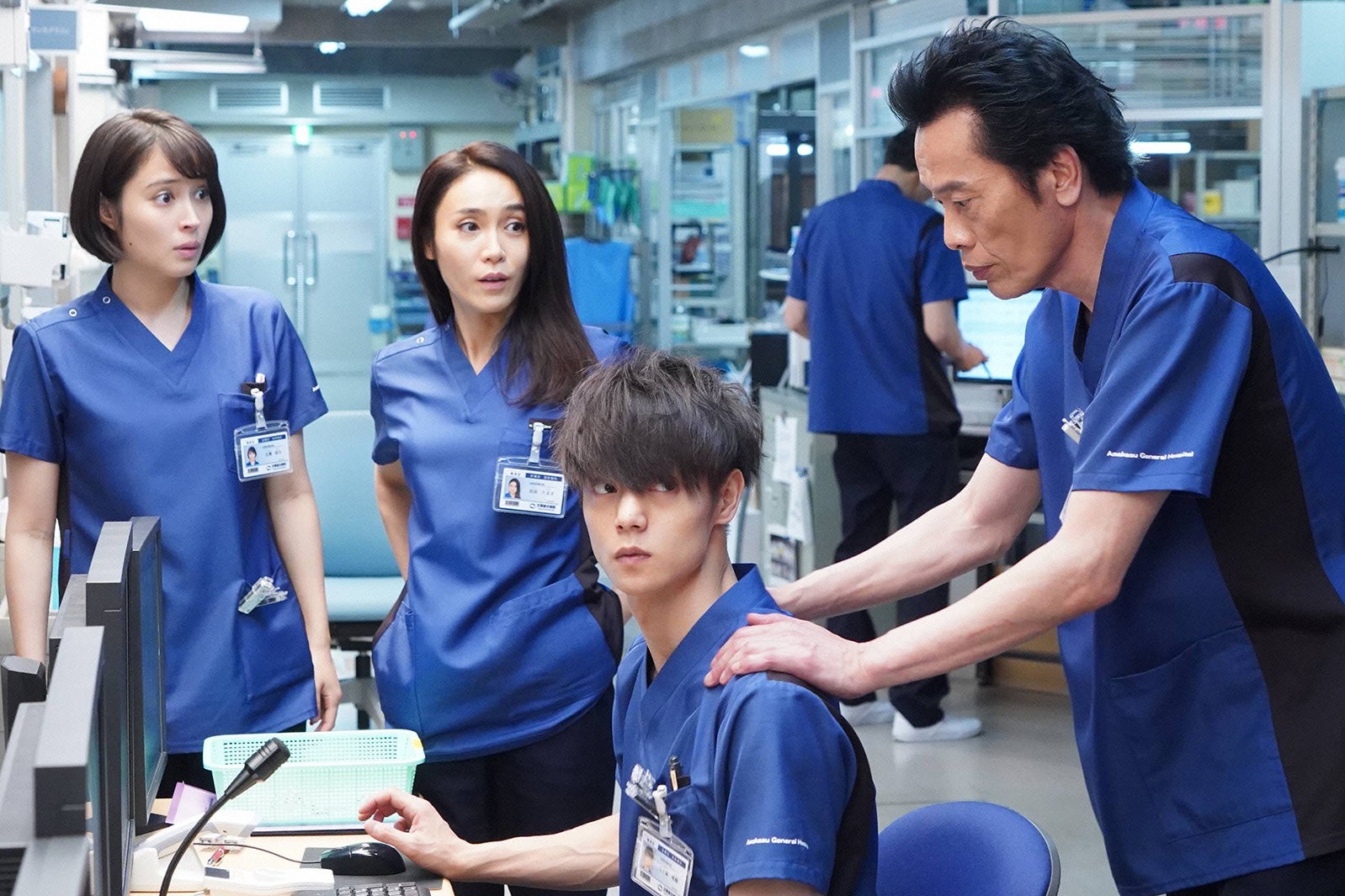 広瀬アリス、山口紗弥加、窪田正孝、遠藤憲一／「ラジエーションハウス～放射線科の診断レポート～」第8話より（C）フジテレビ