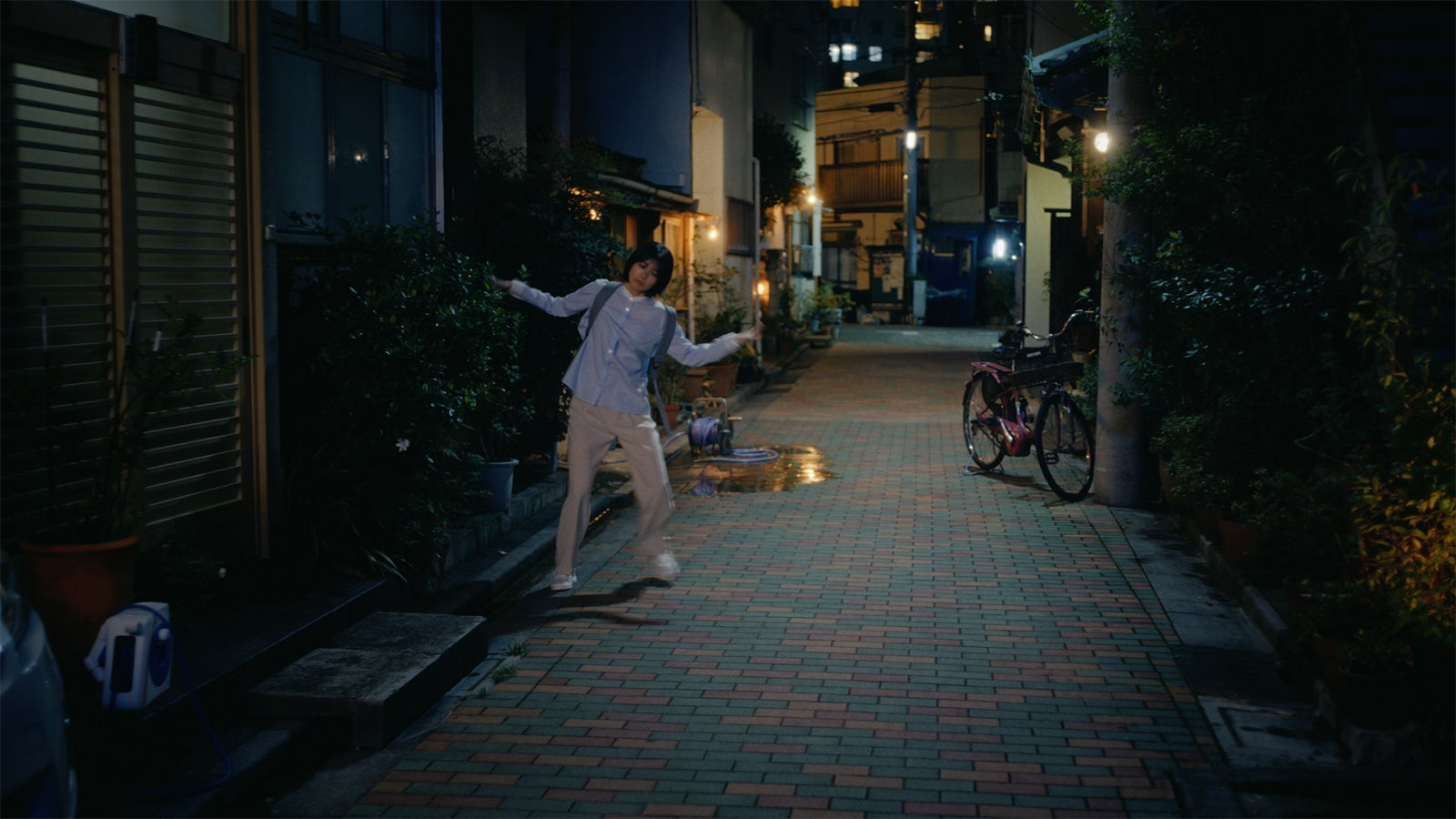 藤吉夏鈴「ほろよい」新WEBムービー「ほめられた」篇（提供写真）