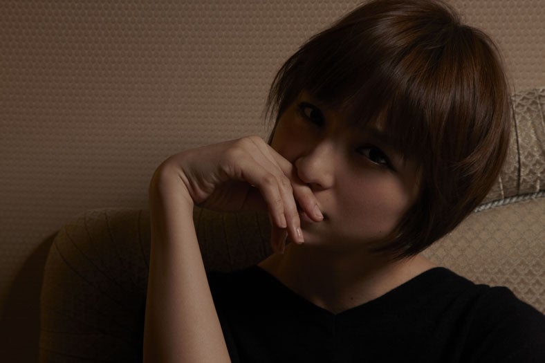 篠田麻里子／「IQUEEN Vol.10 篠田麻里子」（C）LPEI