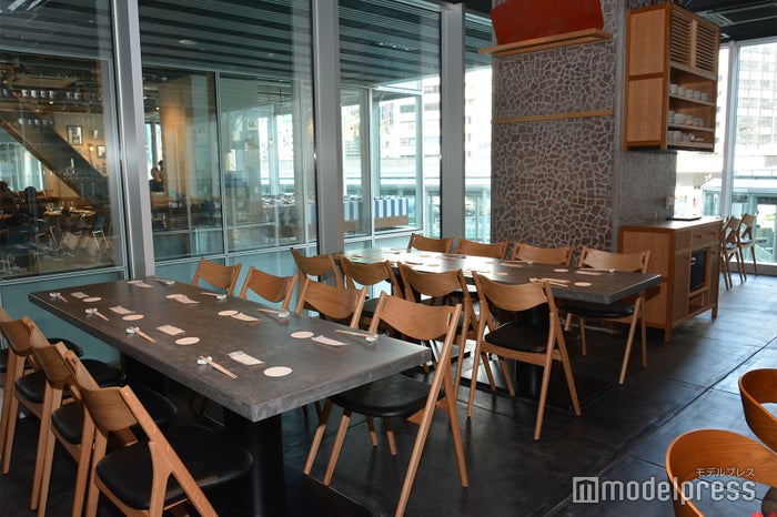 圓 弁柄（C）モデルプレス