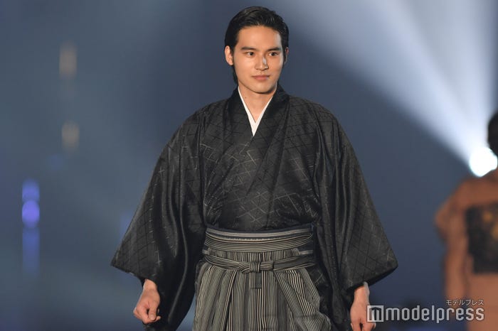 水上恒司(C)モデルプレス