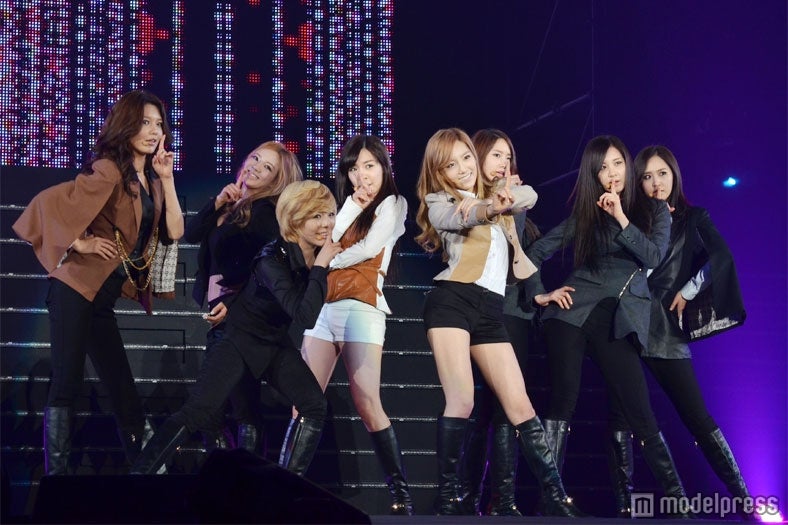 少女時代、魅惑のスマイルでファッションイベントに登場＜ファッション解説＞