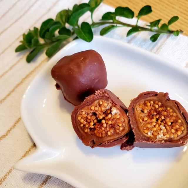 いちじくチョコレートの断面
