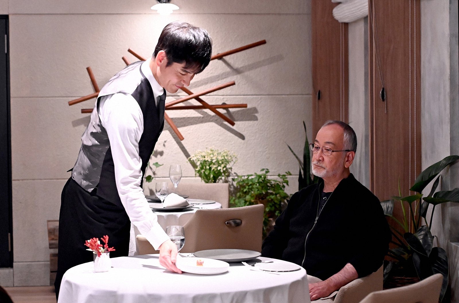 沢村一樹、木場勝己／「グランメゾン東京」第8話より（C）TBS