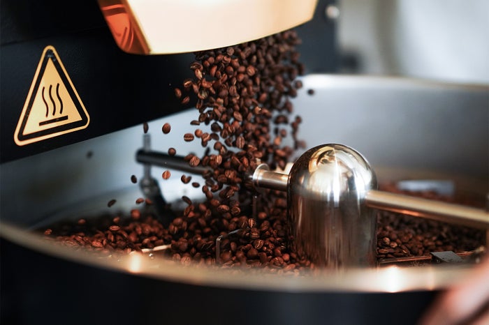 焙煎から抽出までこだわり抜いたスペシャリティコーヒーを提供／画像提供：トランジット