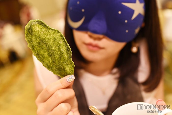 なんだろう?/モデル:河西里音