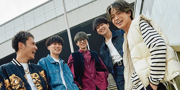 まるごと1冊コムドット」重版決定で収録カット解禁 やまと「満足させる
