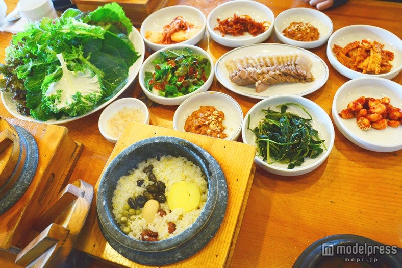 15種類の野菜たっぷり、韓国セレブ御用達ヘルシーグルメ