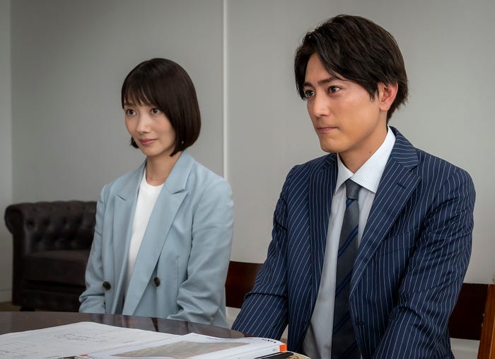 波瑠、間宮祥太朗/「魔法のリノベ」第3話より(C)カンテレ