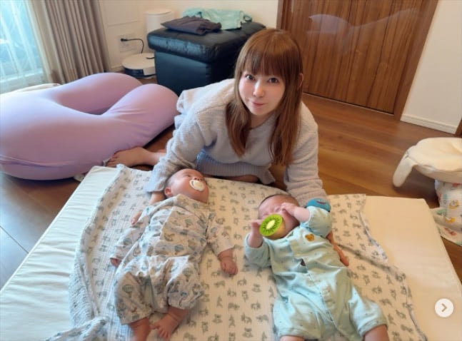 中川翔子、お互いを認識し始めた双子の成長を報告「見つめ合ってなにか喋ってた」