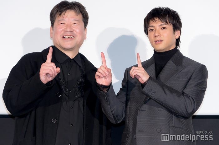 佐藤二朗、山田裕貴(C)モデルプレス