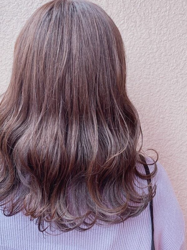 ブルベ夏 に似合う明るめの髪色って 垢抜けが叶うトレンドのヘアカラー モデルプレス ブルベ夏 に似合う明るめの髪色って 垢抜けが叶うトレンドのヘアカラー モデルプレス