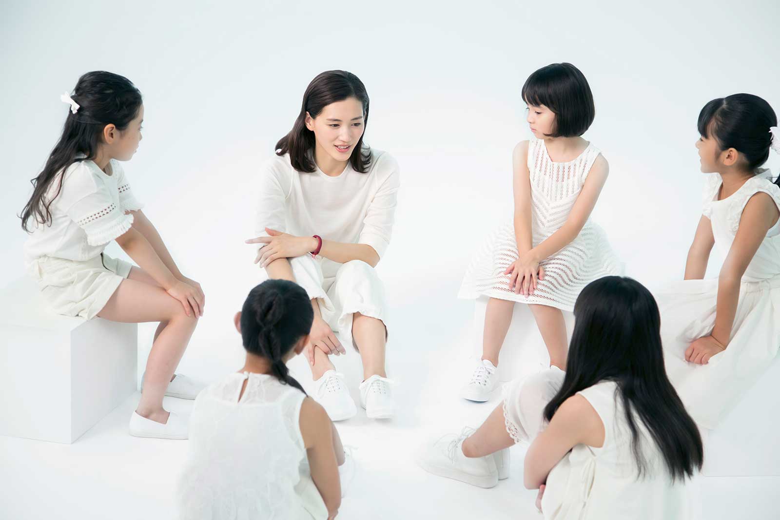 「あなたの夢は、何ですか？」綾瀬はるか｜SK-II Japan 動画より