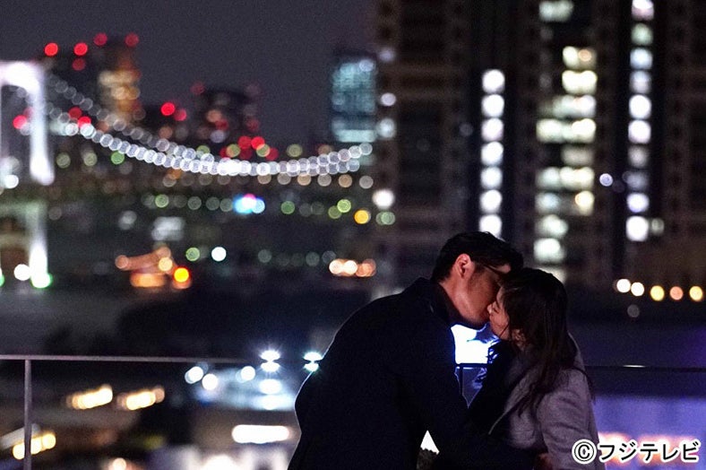 平山浩行、篠原涼子「オトナ女子」第5話・場面カット／画像提供：フジテレビ