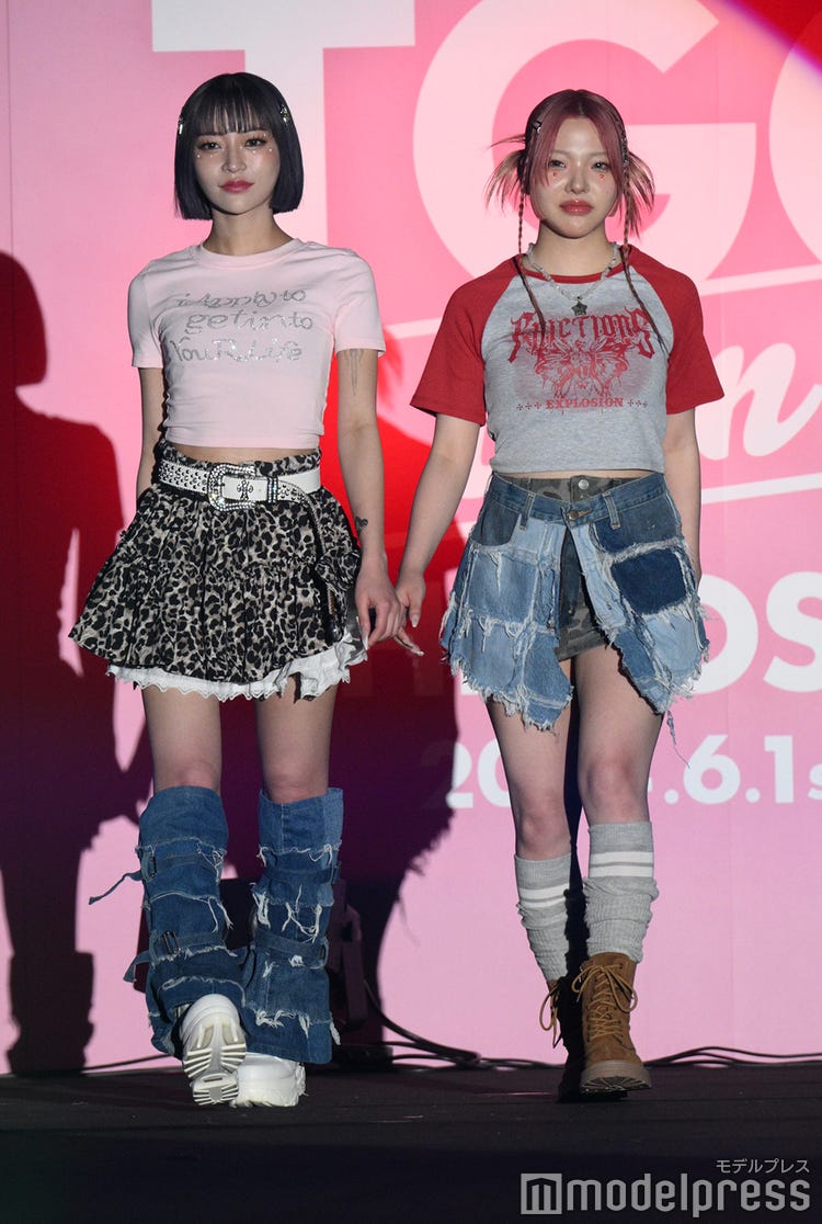 ユーチューバー ミニスカ YouTuberコノリリ、ミニスカで美脚際立つ ヘアカラーもキュート【TGC teen ICHINOSEKI 2024】 - モデルプレス