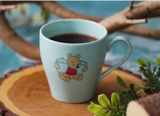 【ホット】紅茶税込649円（C）Disney．Based on the “Winnie the Pooh” works by A．A． Milne and E．H．Shepard．